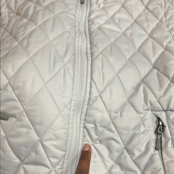 Marmot Women's Quilted kitzbuhl Vest in white and Black - Picture 11 of 14
